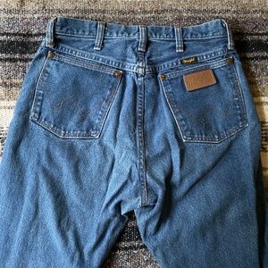 Vintage Wrangler high waist straight leg jeans